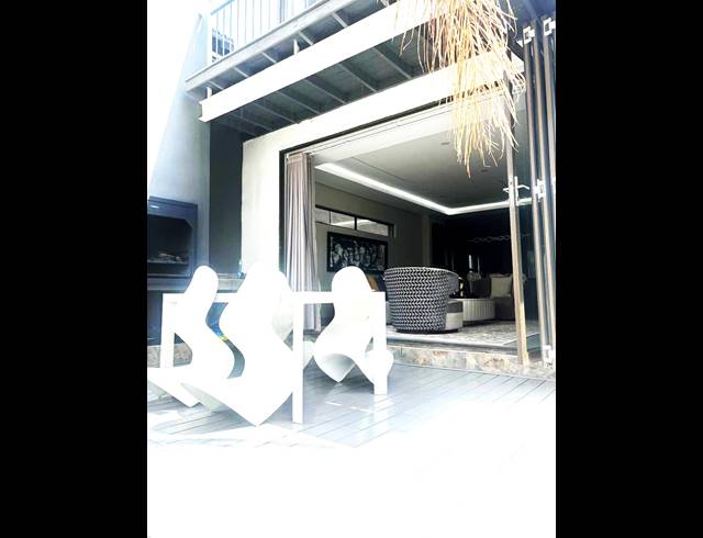 3 BEDROOM FREEHOLD FOR SALE IN THE ISLANDS ESTATES